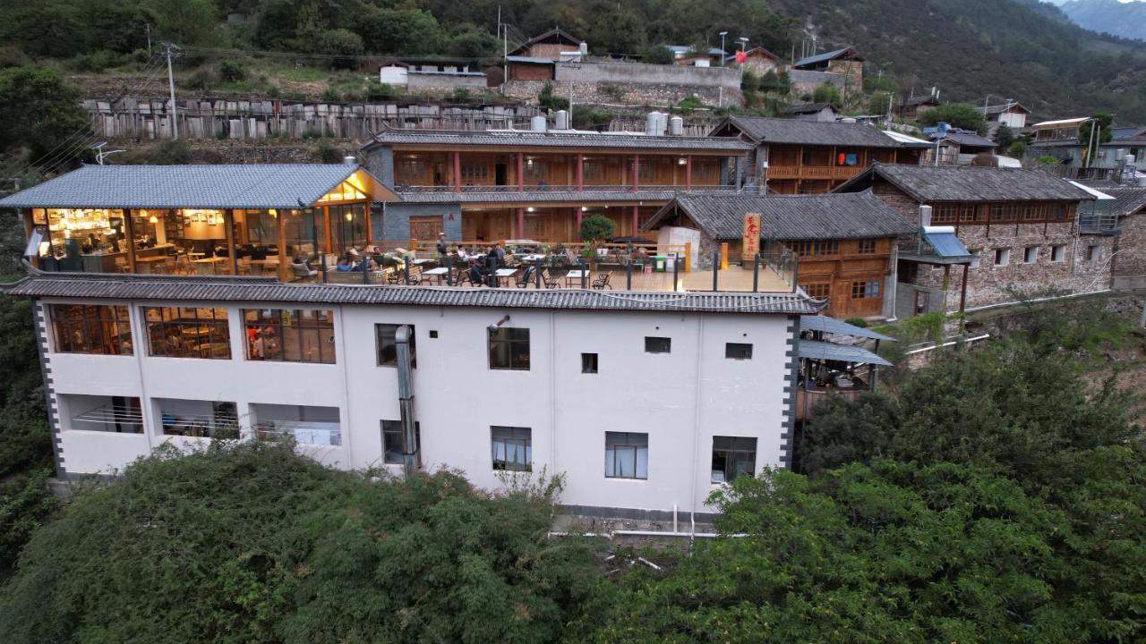 Ferienwohnung Tiger Leaping Gorge Tea Horse Gasthaus Shangri-La Exterior foto