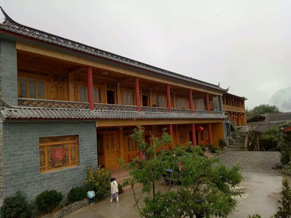 Ferienwohnung Tiger Leaping Gorge Tea Horse Gasthaus Shangri-La Exterior foto